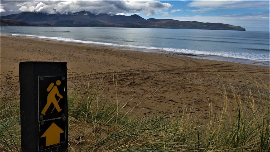 Walking Sign-4315, Dingle Peninsula, Co. Kerry, Ireland.jpg
