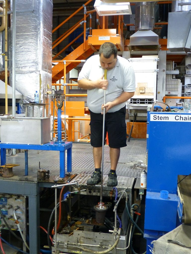 Blowing glass, Waterford Crystal Factory - geograph.org.uk - 3652121.jpg